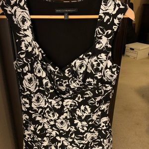 White House Black Market black and white sleeveless top